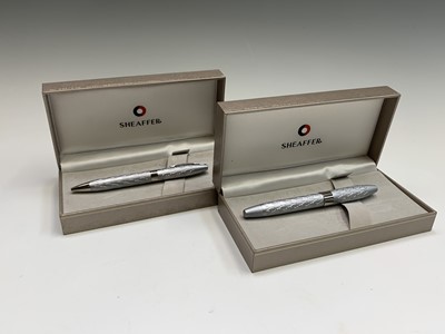 Lot 1217 - Sheaffer Legacy 2 Emperor's silver fountain...