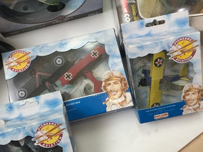 Lot 643 - Corgi Aviation Archive Die Cast Airliners...