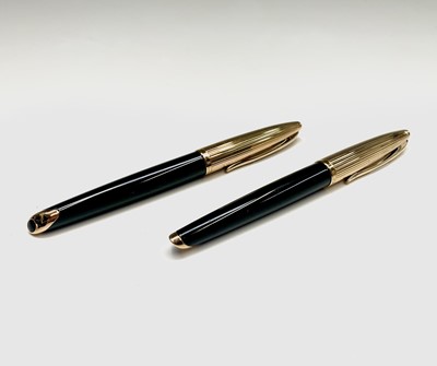 Lot 1233 - A Waterman Carene Delux deep green and gold...