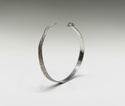 Lot 1031 - Silver jewellery. Filigree brooch and bracelet,...