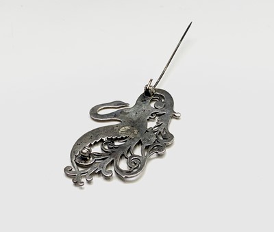 Lot 253 - Silver stylised swan brooch set with mother of...