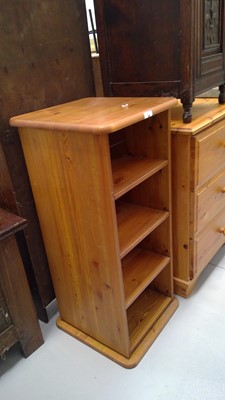 Lot 56 - Modern shelves with base. Height 81cm width 37....