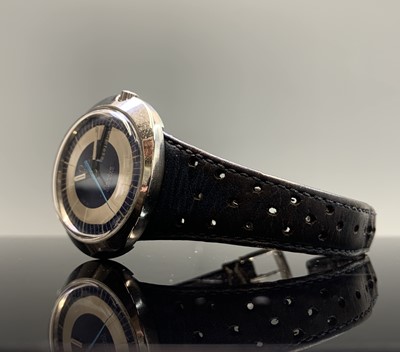 Lot 229 - An Omega Geneve Dynamic watch. Max width 42.2mm