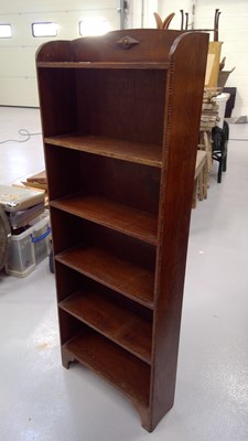 Lot 88 - Oak open bookshelves. Height 129.5cm, width...