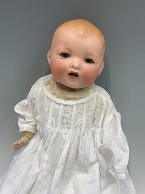 Lot 730 - An Armand Marseille 'Baby Gloria' bisque head...