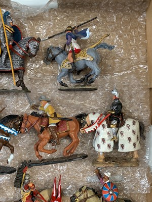 Lot 257 - Cavalry Through The Ages - A box containing 24...