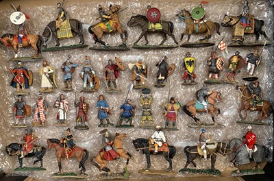 Lot 745 - Medieval Warriors - A box containing 14...