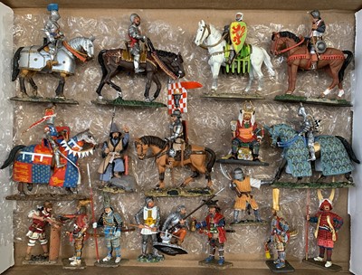 Lot 748 - Medieval Warriors - A box containing 7 mounted...