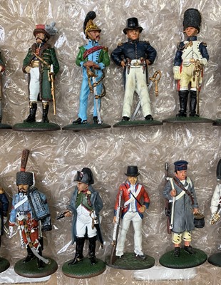 Lot 752 - Relive Waterloo - French Troops & Officers - A...