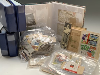 Lot 838 - Cigarette, Trade Cards & Ephemera - A box...