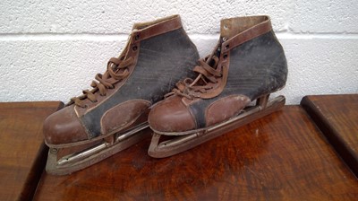 Lot 220 - Vintage "Invictus" ice skates.