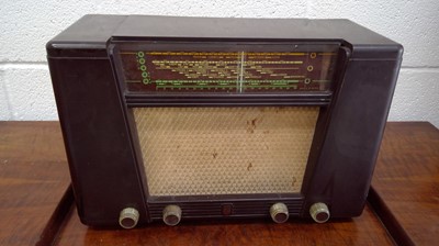 Lot 225 - A Philips bakelite radio.