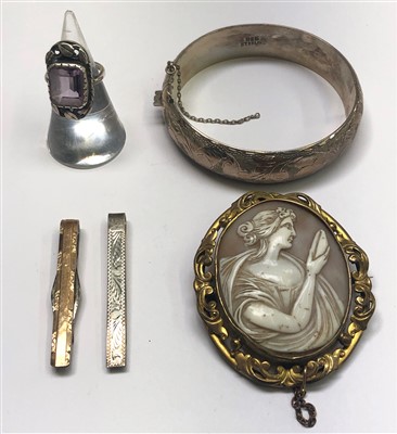Lot 2627 - A Cornish Stone Co. silver ring set an...