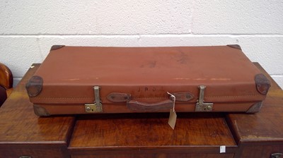 Lot 268 - A single vintage 'Revelation' suitcase.