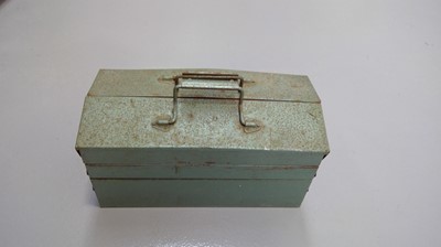 Lot 277 - Metal toolbox containing tools and parts.