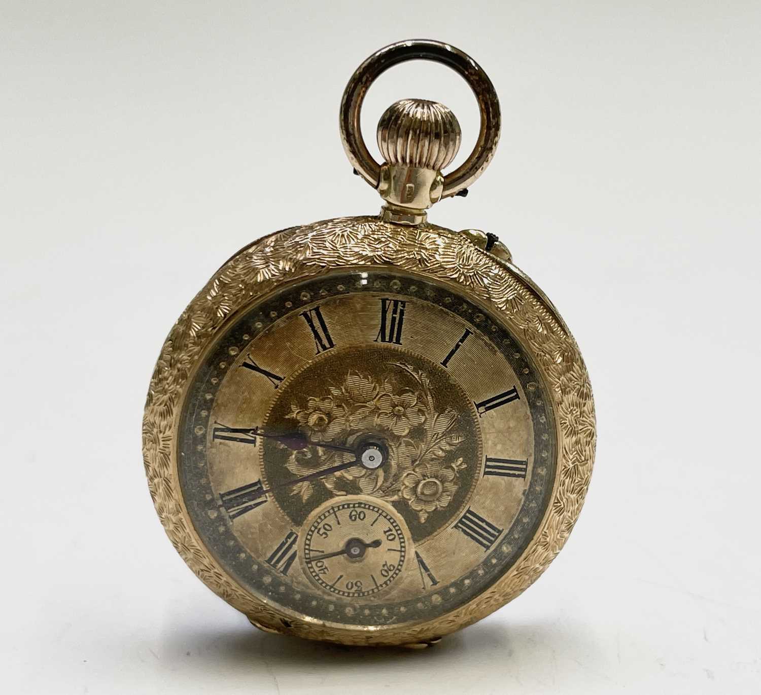 Lot 146 - An 18ct gold chased keyless fob watch with...