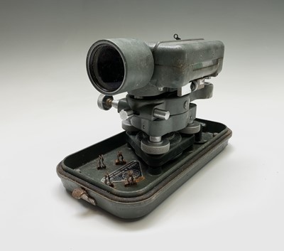 Lot 504 - A Hilger & Watts surveyors level, mid 20th...