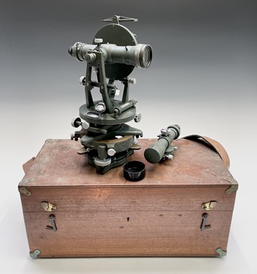 Lot 533 - A surveyor's theodolite, by Hilger & Watts, No...