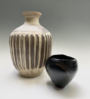 Lot 1007 - A studio pottery bread crock, multiple seal...