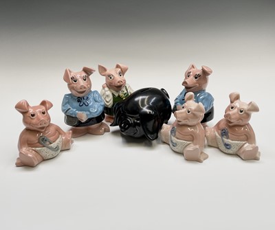 Lot 919 - Six Wade NatWest piggy banks and one other (7).