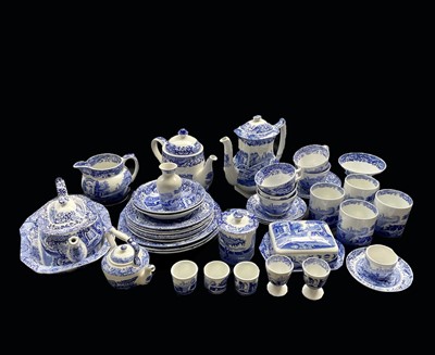 Lot 928 - An extensive collection of Spode 'Italian'...