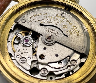 Lot 92 - A gentleman's automatic watch with spurious...
