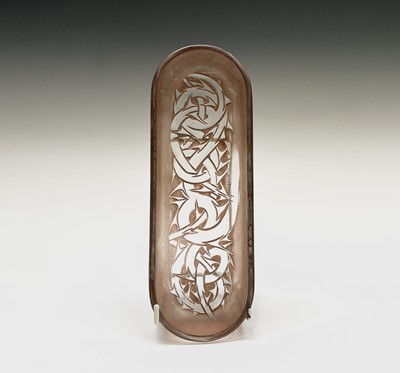 Lot 949 - A Rene Lalique 'Epines' glass dish, circa 1920,...