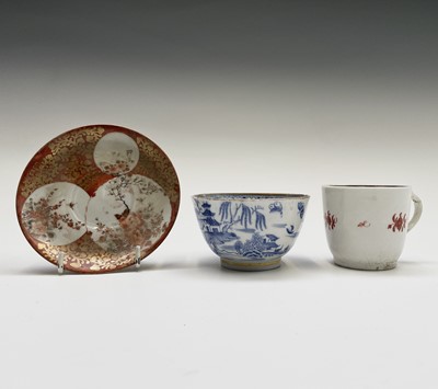 Lot 936 - An English porcelain teacup, circa 1780, with...