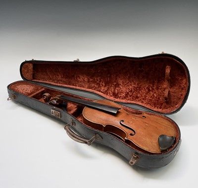 Lot 212 - A German violin, late 19th century, bearing...