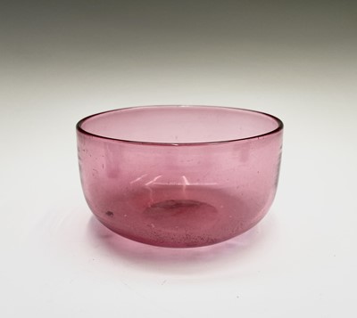 Lot 948 - An Isle of Wight Glass paperweight, height 6cm,...