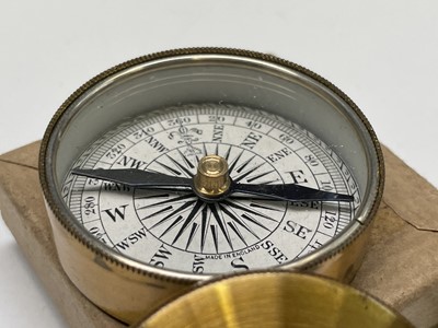 Lot 572 - A late 19th century pocket compass, by Francis...