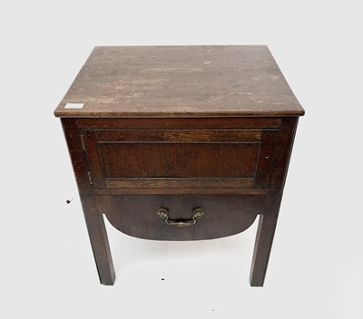 Lot 3008 - A Georgian mahogany night cupboard, with a...