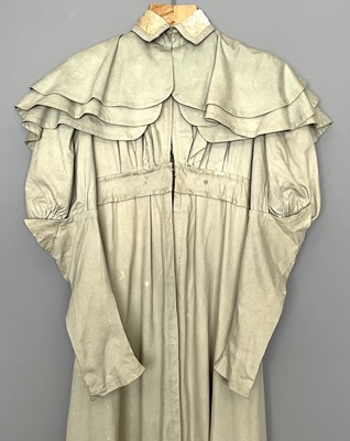 Lot 2806 - A scarce Regency ladies ‘Redingote’ coat.