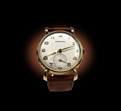 Lot 194 - A gentleman's 9ct gold Garrard wristwatch with...