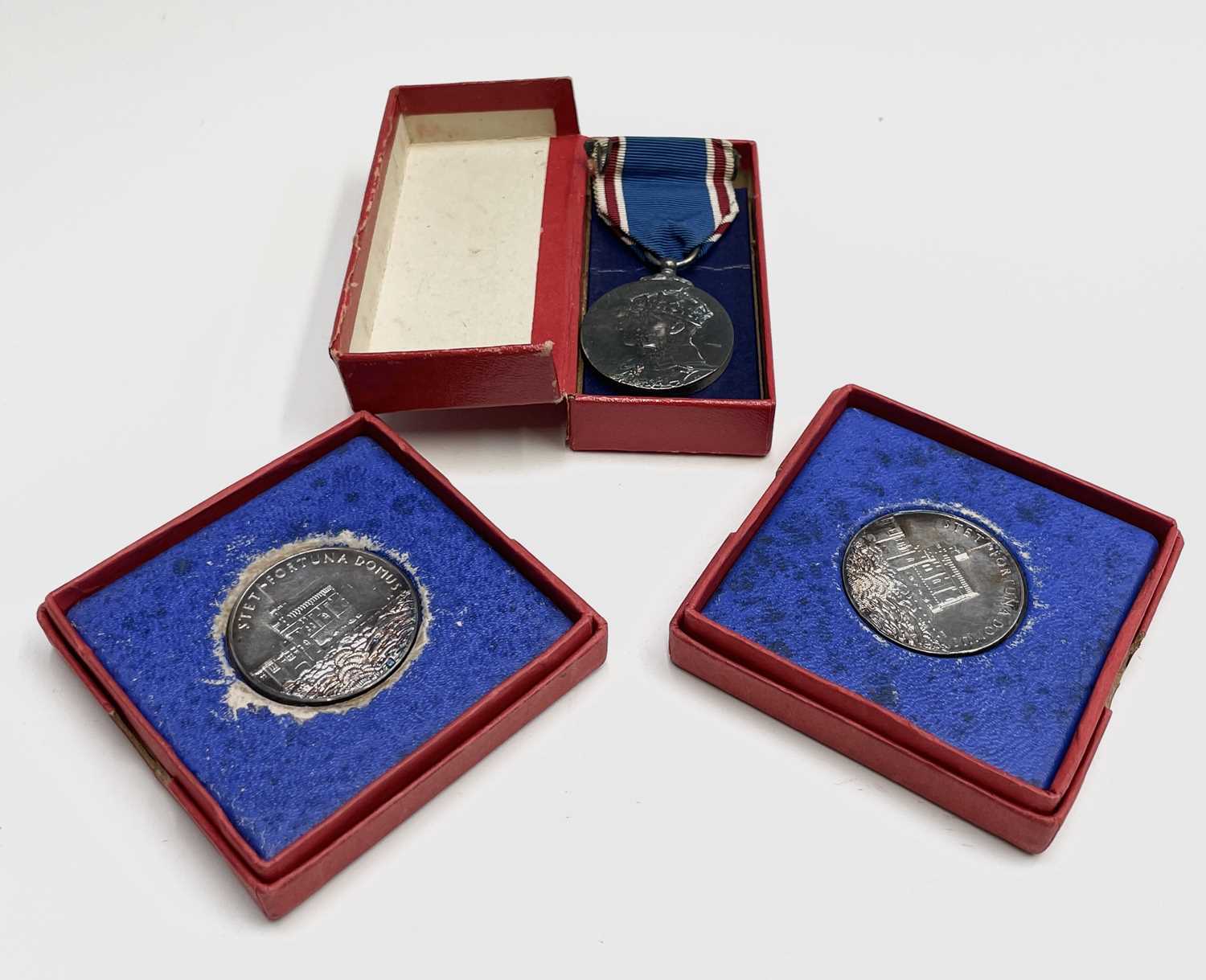 Lot 91 - Two 1935 silver Royal Mint silver-jubilee...