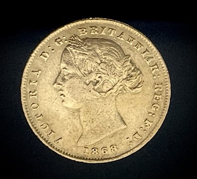 Lot 191 - Australian 1868 Sydney Mint gold sovereign. In...