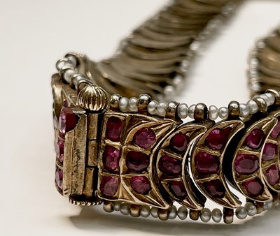 Lot 48 - An impressive Ceylonese ruby and pearl...