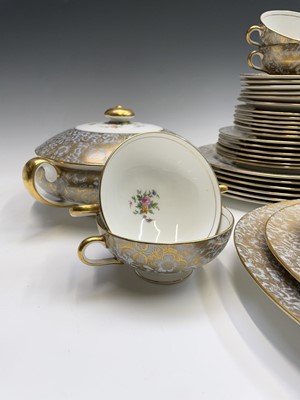 Lot 936 - A Minton dinner service, pattern no. H5066,...