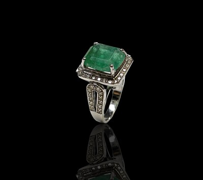Lot 184 - An impressive Mappin and Webb 18ct white gold...