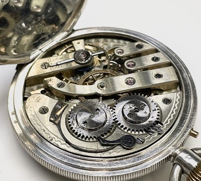 Lot 141 - Five keyless watches