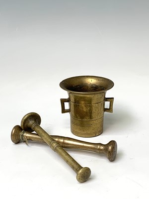 Lot 126 - A small 17th century bronze mortar, height 9cm,...