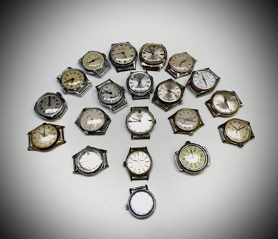 Lot 211 - Twenty gentleman's mechanical wristwatches.