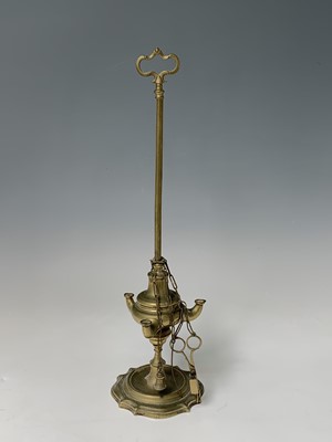 Lot 124 - A brass Lucerna oil Lamp, early 19th century,...