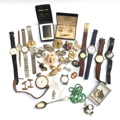 Lot 2625 - Costume jewellery etc.