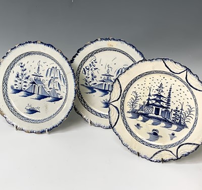 Lot 232 - Three pearlware plates, late 18th century,...