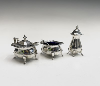 Lot 428 - A 1920's Alexander Clark & Co Ltd three-piece...