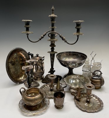 Lot 373 - Various silver-plated pieces, including a...