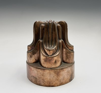 Lot 350 - A Victorian copper jelly mould, height 14.5cm,...