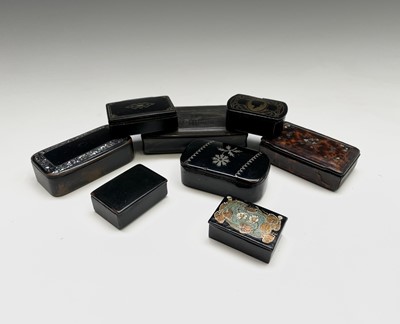 Lot 273 - A collection of eight assorted Victorian snuff...