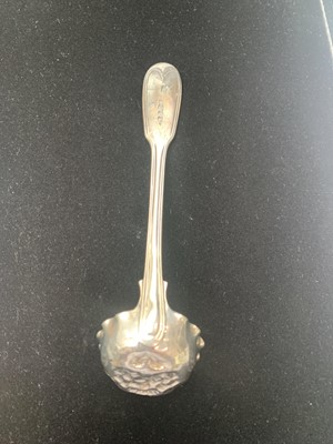 Lot 446 - An early Victorian, silver, fiddle and thread...